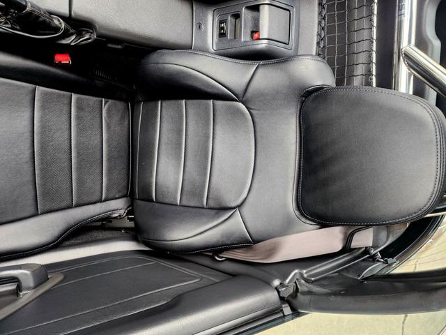 カプチーノ ベースグレード　５速ミッション　走行距離８５０００ＫＭ台　ＢＲＫ車高調　パナスポーツアルミホイール　社外マフラー　社外インタークーラー　ＭＯＭＯハンドル　ＥＴＣ　専門店整備済み　屋内展示車両（16枚目）