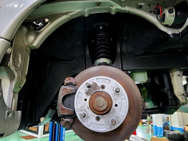 カプチーノ ベースグレード　５速ミッション　走行距離８５０００ＫＭ台　ＢＲＫ車高調　パナスポーツアルミホイール　社外マフラー　社外インタークーラー　ＭＯＭＯハンドル　ＥＴＣ　専門店整備済み　屋内展示車両（38枚目）