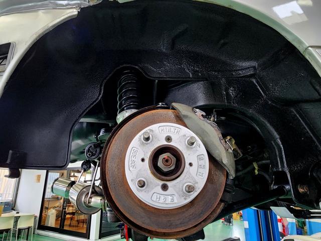 カプチーノ ベースグレード　５速ミッション　走行距離８５０００ＫＭ台　ＢＲＫ車高調　パナスポーツアルミホイール　社外マフラー　社外インタークーラー　ＭＯＭＯハンドル　ＥＴＣ　専門店整備済み　屋内展示車両（39枚目）