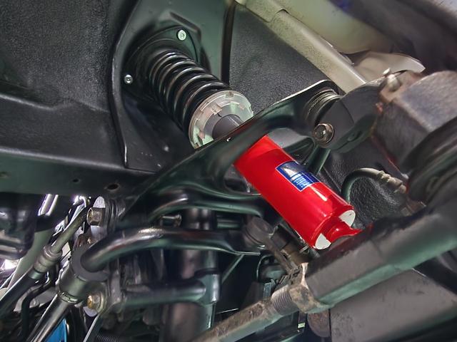 カプチーノ ベースグレード　５速ミッション　走行距離８５０００ＫＭ台　ＢＲＫ車高調　パナスポーツアルミホイール　社外マフラー　社外インタークーラー　ＭＯＭＯハンドル　ＥＴＣ　専門店整備済み　屋内展示車両（41枚目）