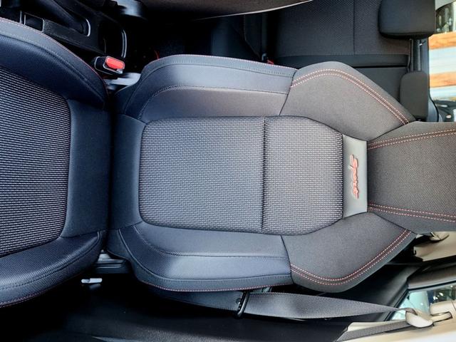 スイフトスポーツ ベースグレード 6速ミッション モンスタースポーツ フロント、サイド リア アンダースポイラー フレームブレース フロント センター クラッチペダル 社外アルミホイール ビークルフィールドECU 屋内展示車両(18枚目)