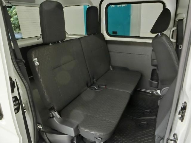ハイゼットカーゴ クルーズ 衝突被害軽減システム 横滑り防止機能 ABS エアバッグ 盗難防止装置 アイドリングストップ バックカメラ ETC ドラレコ ミュージックプレイヤー接続可 CD スマートキー キーレス フル装備(9枚目)