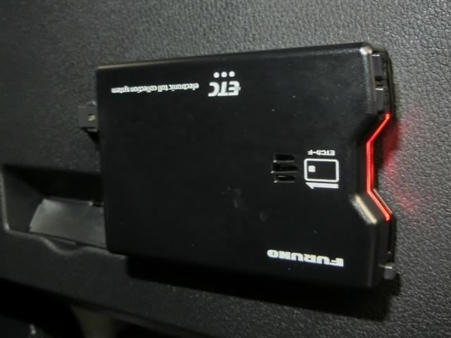 ハイゼットカーゴ クルーズ 衝突被害軽減システム 横滑り防止機能 ABS エアバッグ 盗難防止装置 アイドリングストップ バックカメラ ETC ドラレコ ミュージックプレイヤー接続可 CD スマートキー キーレス フル装備(11枚目)