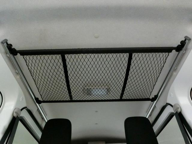 ハイゼットカーゴ クルーズ 衝突被害軽減システム 横滑り防止機能 ABS エアバッグ 盗難防止装置 アイドリングストップ バックカメラ ETC ドラレコ ミュージックプレイヤー接続可 CD スマートキー キーレス フル装備(15枚目)