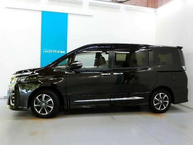 ヴォクシー ZS 煌III ワンオーナー 衝突被害軽減システム 横滑り防止機能 ABS エアバッグ オートクルーズコントロール 盗難防止装置 アイドリングストップ バックカメラ 後席モニター ETC ミュージックプレイヤー接続可(3枚目)