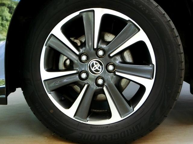 ヴォクシー ZS 煌III ワンオーナー 衝突被害軽減システム 横滑り防止機能 ABS エアバッグ オートクルーズコントロール 盗難防止装置 アイドリングストップ バックカメラ 後席モニター ETC ミュージックプレイヤー接続可(9枚目)