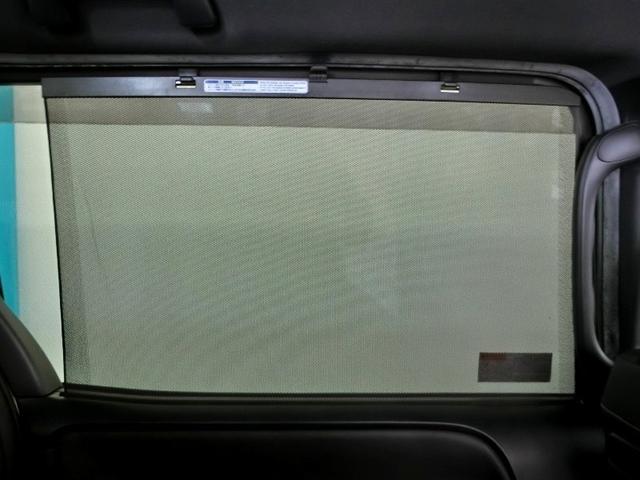 ヴォクシー ZS 煌III ワンオーナー 衝突被害軽減システム 横滑り防止機能 ABS エアバッグ オートクルーズコントロール 盗難防止装置 アイドリングストップ バックカメラ 後席モニター ETC ミュージックプレイヤー接続可(28枚目)