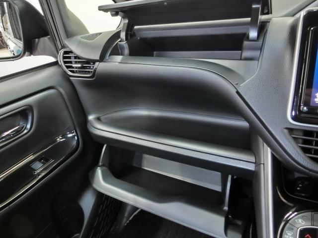 ヴォクシー ZS 煌III ワンオーナー 衝突被害軽減システム 横滑り防止機能 ABS エアバッグ オートクルーズコントロール 盗難防止装置 アイドリングストップ バックカメラ 後席モニター ETC ミュージックプレイヤー接続可(29枚目)