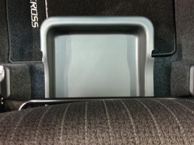 ヤリスクロス ハイブリッドZ ハイブリッド ワンオーナー 電動シート 安全装備 衝突被害軽減システム 横滑り防止機能 ABS エアバッグ オートクルーズコントロール 盗難防止装置 ナビ バックカメラ ETC ドラレコ スマートキー(15枚目)