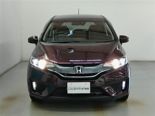 フィット １５ＸＬ　安全装備　衝突被害軽減システム　横滑り防止機能　ＡＢＳ　エアバッグ　オートクルーズコントロール　盗難防止装置　アイドリングストップ　バックカメラ　ミュージックプレイヤー接続可　ＣＤ　スマートキー（5枚目）