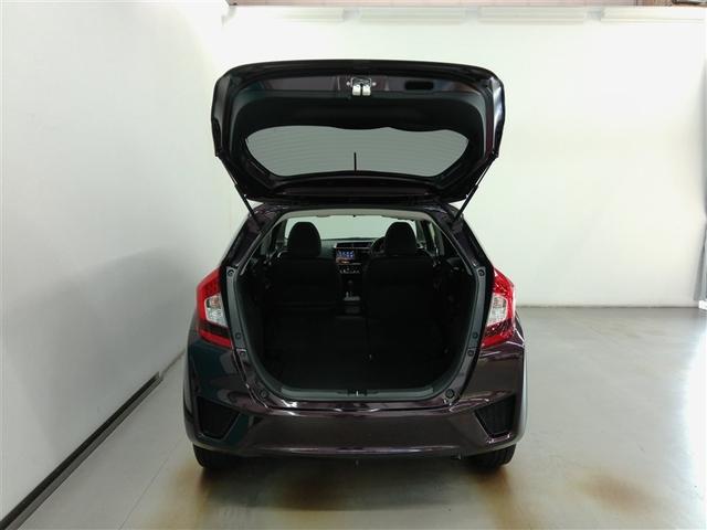 フィット １５ＸＬ　安全装備　衝突被害軽減システム　横滑り防止機能　ＡＢＳ　エアバッグ　オートクルーズコントロール　盗難防止装置　アイドリングストップ　バックカメラ　ミュージックプレイヤー接続可　ＣＤ　スマートキー（19枚目）