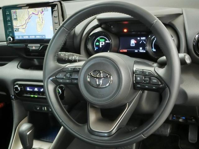 ヤリス ハイブリッドＺ　ハイブリッド　ワンオーナー　安全装備　衝突被害軽減システム　横滑り防止機能　ＡＢＳ　エアバッグ　オートクルーズコントロール　盗難防止装置　バックカメラ　ＥＴＣ　ドラレコ　ミュージックプレイヤー接続可（34枚目）