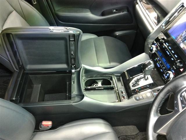 アルファード 2.5S Cパッケージ ワンオーナー 電動シート 安全装備 衝突被害軽減システム 横滑り防止機能 ABS エアバッグ オートクルーズコントロール 盗難防止装置 バックカメラ ETC ドラレコ ミュージックプレイヤー接続可(11枚目)