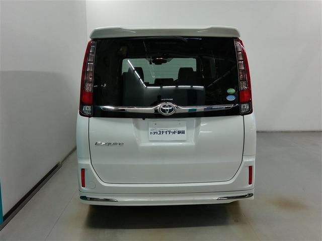 エスクァイア Ｇｉ　ブラックテーラード　ワンオーナー　衝突被害軽減システム　横滑り防止機能　ＡＢＳ　エアバッグ　オートクルーズコントロール　盗難防止装置　アイドリングストップ　バックカメラ　後席モニター　ＥＴＣ　ドラレコ　ＣＤ　スマートキー（4枚目）