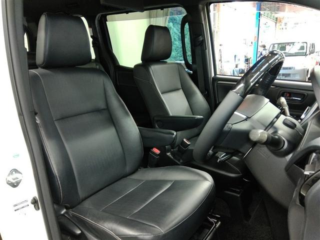 エスクァイア Ｇｉ　ブラックテーラード　ワンオーナー　衝突被害軽減システム　横滑り防止機能　ＡＢＳ　エアバッグ　オートクルーズコントロール　盗難防止装置　アイドリングストップ　バックカメラ　後席モニター　ＥＴＣ　ドラレコ　ＣＤ　スマートキー（11枚目）