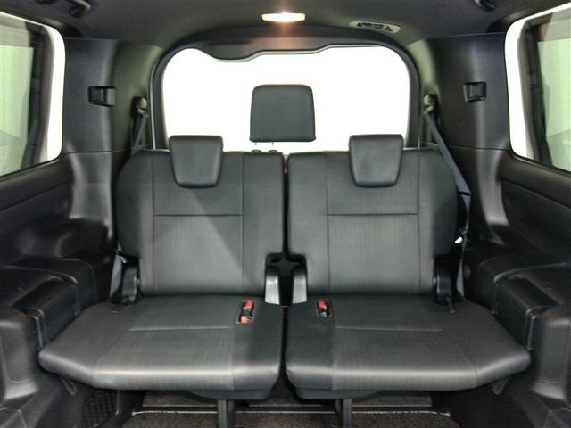 エスクァイア Ｇｉ　ブラックテーラード　ワンオーナー　衝突被害軽減システム　横滑り防止機能　ＡＢＳ　エアバッグ　オートクルーズコントロール　盗難防止装置　アイドリングストップ　バックカメラ　後席モニター　ＥＴＣ　ドラレコ　ＣＤ　スマートキー（17枚目）