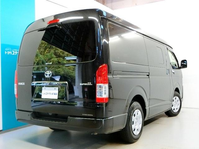 ハイエースバン スーパーGL ダークプライムII ワンオーナー 衝突被害軽減システム 横滑り防止機能 ABS エアバッグ 盗難防止装置 バックカメラ ETC ドラレコ ミュージックプレイヤー接続可 CD スマートキー キーレス フル装備 Wエアコン(2枚目)