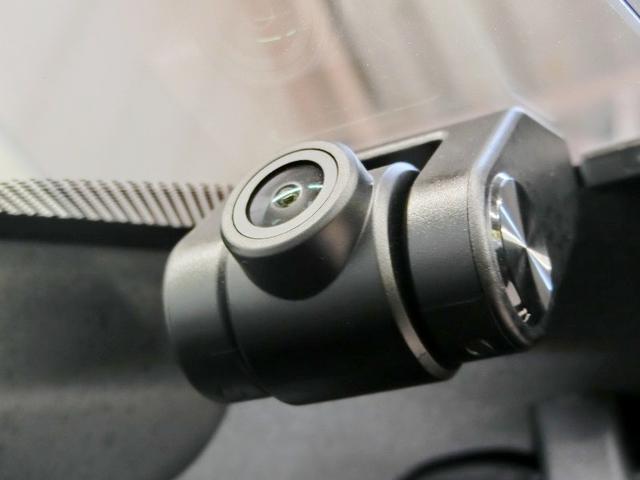 ハイエースバン スーパーGL ダークプライムII ワンオーナー 衝突被害軽減システム 横滑り防止機能 ABS エアバッグ 盗難防止装置 バックカメラ ETC ドラレコ ミュージックプレイヤー接続可 CD スマートキー キーレス フル装備 Wエアコン(4枚目)