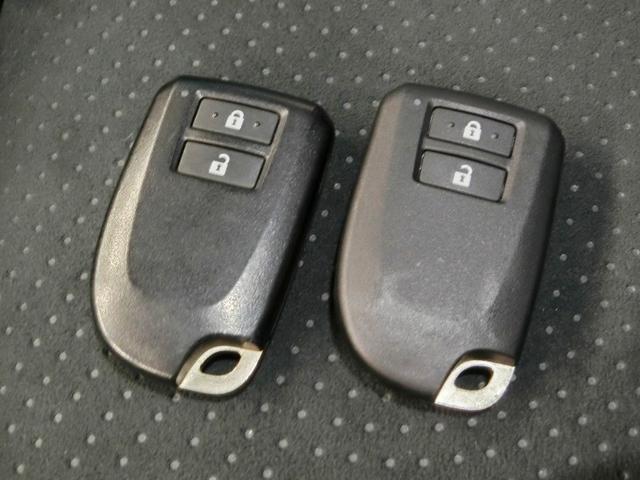 ハイエースバン スーパーGL ダークプライムII ワンオーナー 衝突被害軽減システム 横滑り防止機能 ABS エアバッグ 盗難防止装置 バックカメラ ETC ドラレコ ミュージックプレイヤー接続可 CD スマートキー キーレス フル装備 Wエアコン(13枚目)