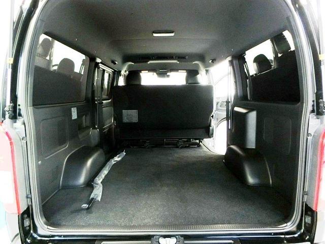 ハイエースバン スーパーGL ダークプライムII ワンオーナー 衝突被害軽減システム 横滑り防止機能 ABS エアバッグ 盗難防止装置 バックカメラ ETC ドラレコ ミュージックプレイヤー接続可 CD スマートキー キーレス フル装備 Wエアコン(18枚目)