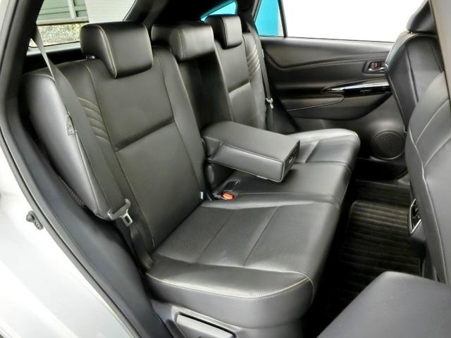 ハリアーハイブリッド プログレス　メタル　アンド　レザーパッケージ　ハイブリッド　ワンオーナー　４ＷＤ　革シート　電動シート　安全装備　衝突被害軽減システム　横滑り防止機能　ＡＢＳ　エアバッグ　オートクルーズコントロール　盗難防止装置　バックカメラ　ＥＴＣ　ドラレコ（9枚目）