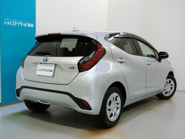 アクア X ハイブリッド ワンオーナー 展示・試乗車 安全装備 衝突被害軽減システム 横滑り防止機能 ABS エアバッグ オートクルーズコントロール 盗難防止装置 バックカメラ ETC ドラレコ スマートキー(2枚目)