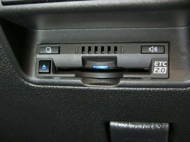 アクア X ハイブリッド ワンオーナー 展示・試乗車 安全装備 衝突被害軽減システム 横滑り防止機能 ABS エアバッグ オートクルーズコントロール 盗難防止装置 バックカメラ ETC ドラレコ スマートキー(16枚目)