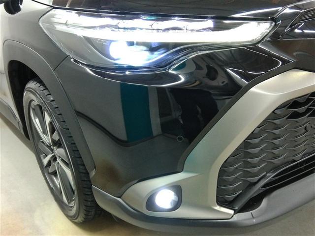 カローラクロス ハイブリッド　Ｚ　ハイブリッド　ワンオーナー　展示・試乗車　ハーフレザー　電動シート　安全装備　衝突被害軽減システム　横滑り防止機能　ＡＢＳ　エアバッグ　オートクルーズコントロール　盗難防止装置　ナビ　バックカメラ（9枚目）