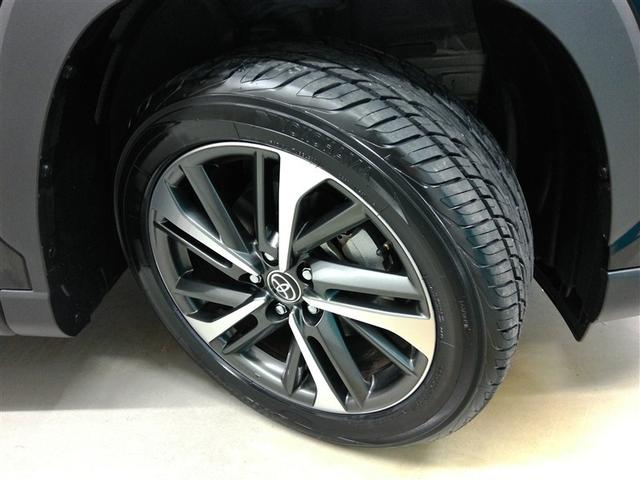 カローラクロス ハイブリッド　Ｚ　ハイブリッド　ワンオーナー　展示・試乗車　ハーフレザー　電動シート　安全装備　衝突被害軽減システム　横滑り防止機能　ＡＢＳ　エアバッグ　オートクルーズコントロール　盗難防止装置　ナビ　バックカメラ（10枚目）