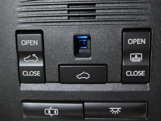 ハリアー プレミアム　ワンオーナー　サンルーフ　電動シート　安全装備　衝突被害軽減システム　横滑り防止機能　ＡＢＳ　エアバッグ　オートクルーズコントロール　盗難防止装置　アイドリングストップ　バックカメラ　ＥＴＣ　ドラレコ（22枚目）