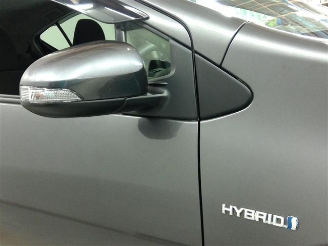 アクア G ハイブリッド 衝突被害軽減システム 横滑り防止機能 ABS エアバッグ オートクルーズコントロール 盗難防止装置 バックカメラ ETC ドラレコ ミュージックプレイヤー接続可 CD スマートキー(6枚目)