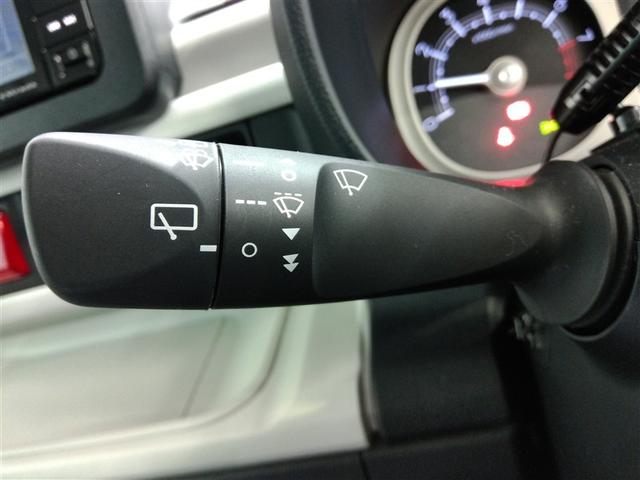 ムーヴキャンバス ストライプスＧ　安全装備　衝突被害軽減システム　横滑り防止機能　ＡＢＳ　エアバッグ　盗難防止装置　アイドリングストップ　バックカメラ　ミュージックプレイヤー接続可　スマートキー　キーレス　フル装備　両側電動スライド（34枚目）