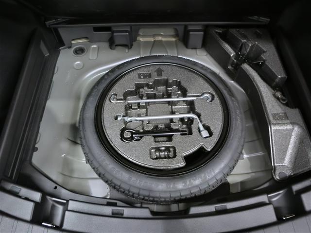 カローラツーリング ハイブリッド　ダブルバイビー　ハイブリッド　安全装備　衝突被害軽減システム　横滑り防止機能　ＡＢＳ　エアバッグ　オートクルーズコントロール　盗難防止装置　バックカメラ　ＥＴＣ　ドラレコ　ミュージックプレイヤー接続可　ＣＤ　キーレス（40枚目）