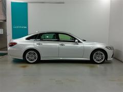 �ܥǡ����顼�ϥץ쥷�㥹����С��Ǥ��� 3