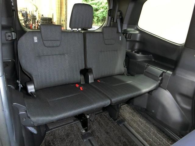 ヴォクシー ハイブリッドS-G ハイブリッド ワンオーナー 寒冷地 安全装備 衝突被害軽減システム 横滑り防止機能 ABS エアバッグ オートクルーズコントロール 盗難防止装置 TV バックカメラ ETC ドラレコ CD キーレス(10枚目)