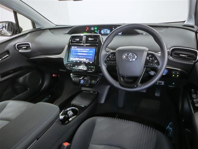 プリウス A ハイブリッド ワンオーナー 電動シート 安全装備 衝突被害軽減システム 横滑り防止機能 ABS エアバッグ オートクルーズコントロール 盗難防止装置 バックカメラ ETC ドラレコ CD スマートキー(11枚目)