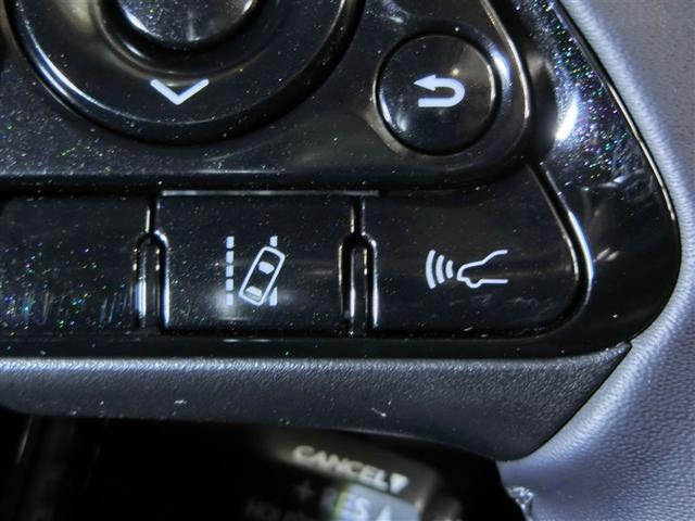 プリウス A ハイブリッド ワンオーナー 電動シート 安全装備 衝突被害軽減システム 横滑り防止機能 ABS エアバッグ オートクルーズコントロール 盗難防止装置 バックカメラ ETC ドラレコ CD スマートキー(17枚目)