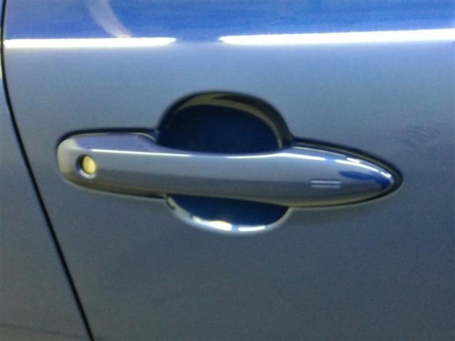 カローラクロス ハイブリッド　Ｚ　ハイブリッド　ワンオーナー　展示・試乗車　ハーフレザー　電動シート　安全装備　衝突被害軽減システム　横滑り防止機能　ＡＢＳ　エアバッグ　オートクルーズコントロール　盗難防止装置　ナビ　バックカメラ（6枚目）