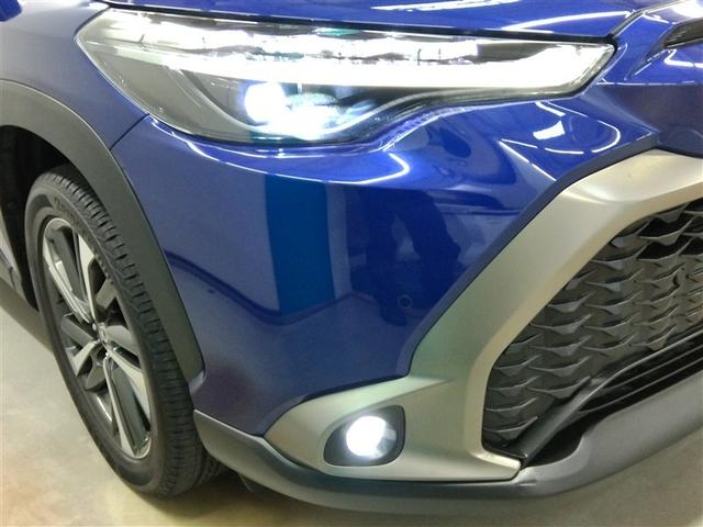 カローラクロス ハイブリッド　Ｚ　ハイブリッド　ワンオーナー　展示・試乗車　ハーフレザー　電動シート　安全装備　衝突被害軽減システム　横滑り防止機能　ＡＢＳ　エアバッグ　オートクルーズコントロール　盗難防止装置　ナビ　バックカメラ（8枚目）