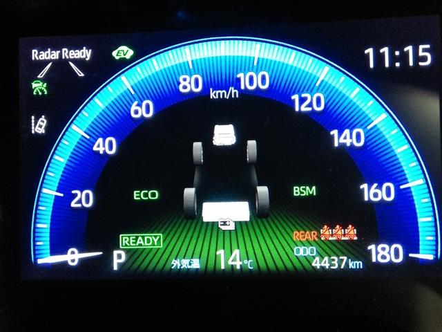 カローラクロス ハイブリッド　Ｚ　ハイブリッド　ワンオーナー　展示・試乗車　ハーフレザー　電動シート　安全装備　衝突被害軽減システム　横滑り防止機能　ＡＢＳ　エアバッグ　オートクルーズコントロール　盗難防止装置　ナビ　バックカメラ（26枚目）