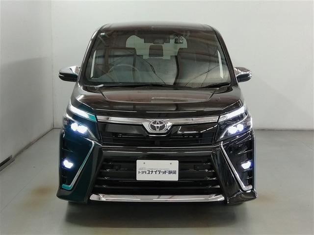 ヴォクシー ＺＳ　煌ＩＩＩ　ワンオーナー　衝突被害軽減システム　横滑り防止機能　ＡＢＳ　エアバッグ　オートクルーズコントロール　盗難防止装置　アイドリングストップ　バックカメラ　後席モニター　ＥＴＣ　ドラレコ　ＣＤ　スマートキー（5枚目）