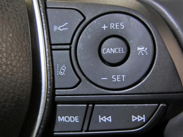 �^�]�ȑ��̃X�e�A�����O�X�C�b�`�ł��B�N���[�Y�R���g���[���̑���ƃI�[�f�B�I�̑��삪�ł��܂��B�N���[�Y�R���g���[���͍������H���s���ɔR�����A�^�]�҂̔�J�y���ɍv�����܂��B