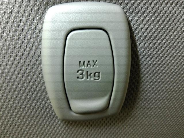 �O�Ȃ̔w�ʂɂ����������܃t�b�N���t���Ă��܂��B