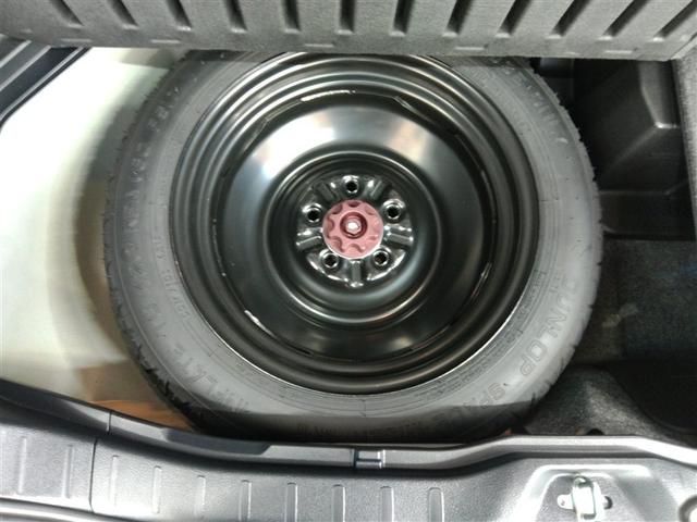 ノア ハイブリッドＳｉ　ハイブリッド　ワンオーナー　衝突被害軽減システム　横滑り防止機能　ＡＢＳ　エアバッグ　オートクルーズコントロール　盗難防止装置　バックカメラ　ＥＴＣ　ミュージックプレイヤー接続可　ＣＤ　スマートキー（21枚目）