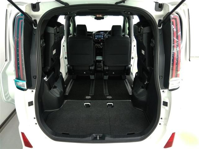 ノア ハイブリッドＳｉ　ハイブリッド　ワンオーナー　衝突被害軽減システム　横滑り防止機能　ＡＢＳ　エアバッグ　オートクルーズコントロール　盗難防止装置　バックカメラ　ＥＴＣ　ミュージックプレイヤー接続可　ＣＤ　スマートキー（22枚目）