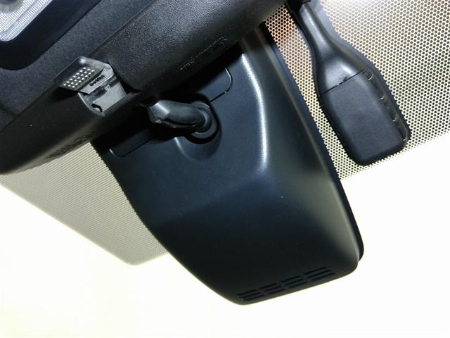 ノア ハイブリッドＳｉ　ハイブリッド　ワンオーナー　衝突被害軽減システム　横滑り防止機能　ＡＢＳ　エアバッグ　オートクルーズコントロール　盗難防止装置　バックカメラ　ＥＴＣ　ミュージックプレイヤー接続可　ＣＤ　スマートキー（25枚目）