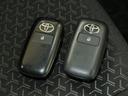 スマートキーです。ポケットなどキーが近くに有れば、エンジンの始動が出来ます。