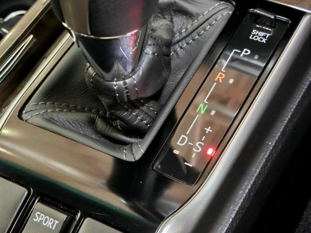 マークＸ ２５０Ｇ　ワンオーナー　電動シート　安全装備　横滑り防止機能　ＡＢＳ　エアバッグ　盗難防止装置　バックカメラ　ＥＴＣ　ドラレコ　ミュージックプレイヤー接続可　ＣＤ　スマートキー　キーレス　フル装備　オートマ（25枚目）