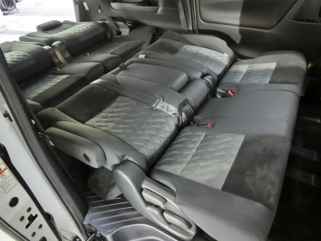 アルファード 2.5S ワンオーナー 安全装備 衝突被害軽減システム 横滑り防止機能 ABS エアバッグ オートクルーズコントロール 盗難防止装置 バックカメラ 後席モニター ETC ドラレコ ミュージックプレイヤー接続可(7枚目)