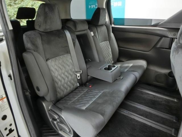 アルファード 2.5S ワンオーナー 安全装備 衝突被害軽減システム 横滑り防止機能 ABS エアバッグ オートクルーズコントロール 盗難防止装置 バックカメラ 後席モニター ETC ドラレコ ミュージックプレイヤー接続可(9枚目)